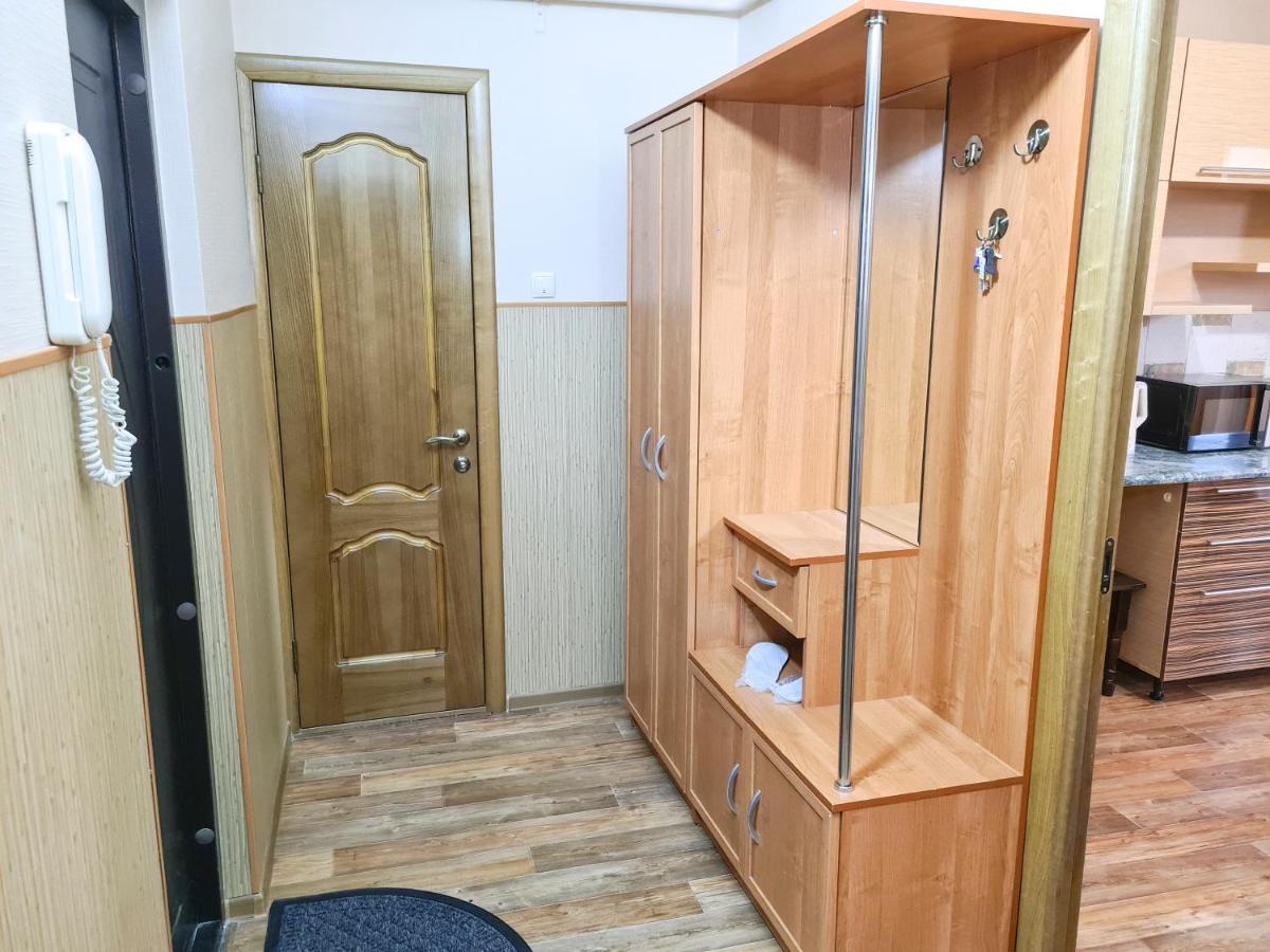 Апартаменты На Улице Розыбакиева, 103 Almati Kültér fotó